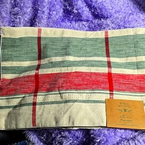 Bee & Willow Holiday Placemats